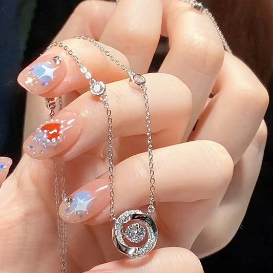 3 秒ハートビートメビウスネックレス女性のスターリングシルバーライト高級ニッチデザインハイエンドコールドスタイル鎖骨チェーンジュエリー