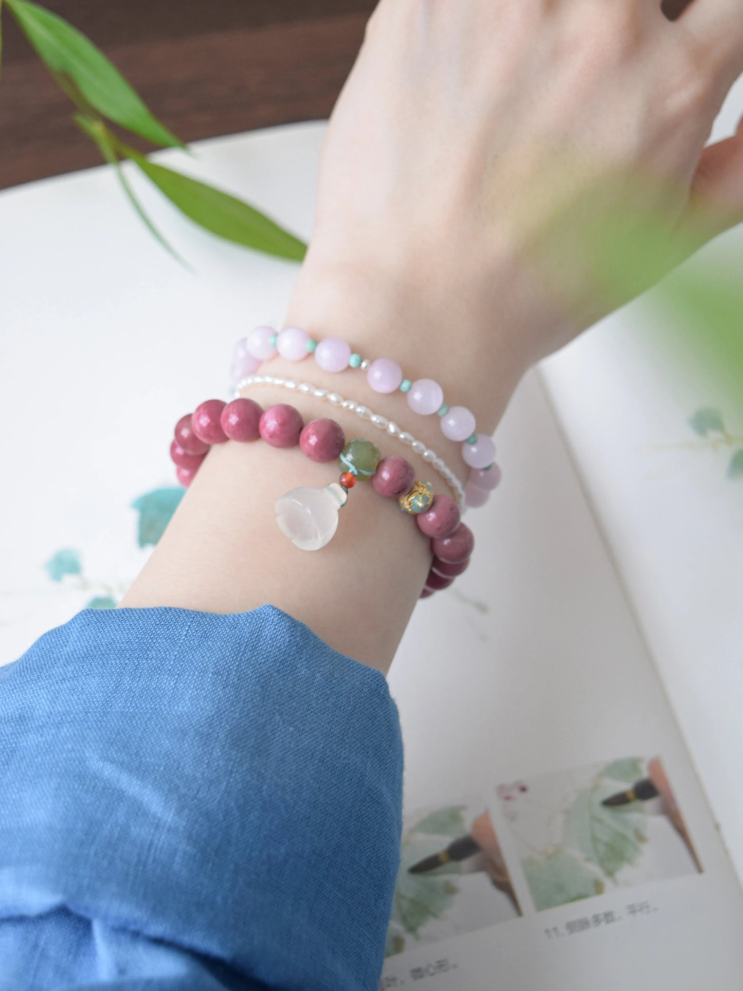 「荔枝」レッドウッドストーン×ホータン玉 天然石ブレスレット 女性 ギフト