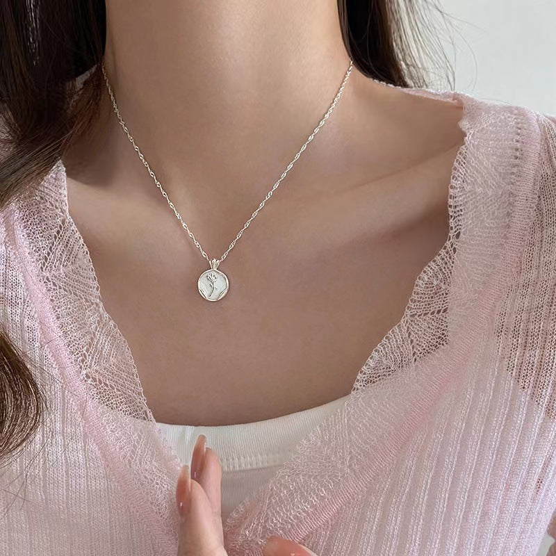 925純銀チューリップネックレスオリジナル高級感ショールディングネックレス女性轻奢