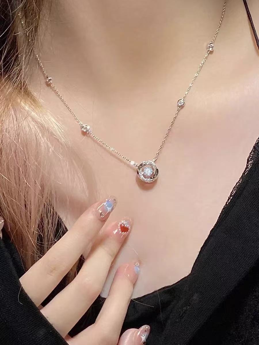 【人気】s925銀モビウスリングネックレス 女 動く心 シンプル 高級感 バレンタインデーギフト おしゃれ