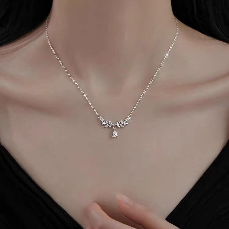 925シルバー麦わらネックレスレトロデザイン高級感の小柄なネックレス女性用アクセサリー