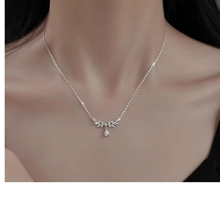 925シルバー麦わらネックレスレトロデザイン高級感の小柄なネックレス女性用アクセサリー