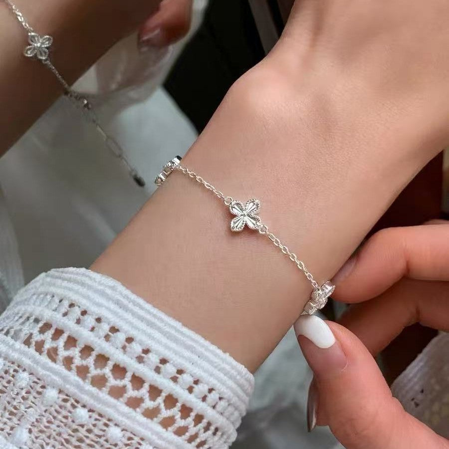 925純銀ラッキークローバーブレスレット轻奢高級感女性用
