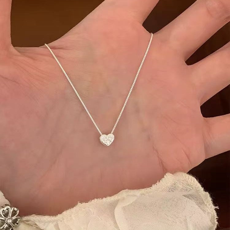 925シルバーメッキミニズirconiaハートネックレス女性シンプルスタイルコレクション
